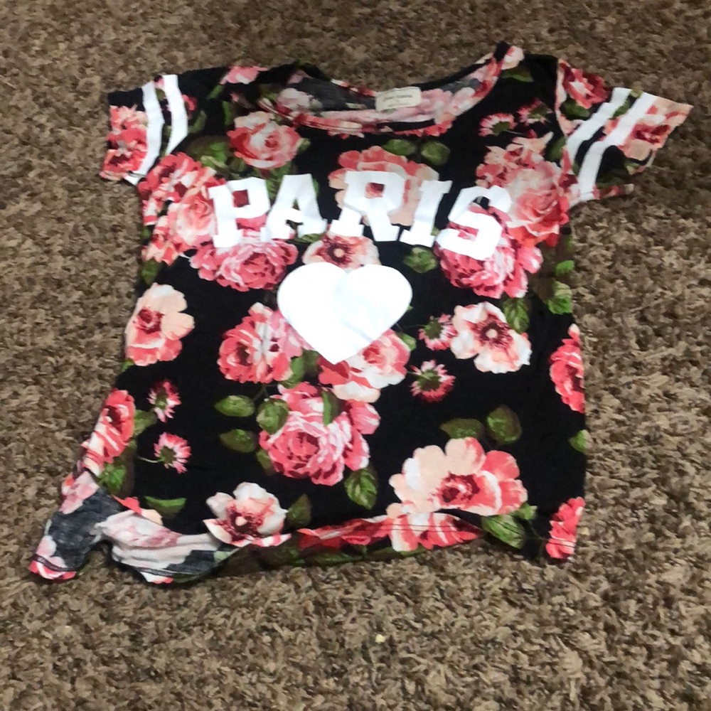 Kids Paris shirt.